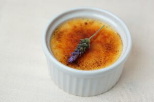 Créme brulée a la lavanda