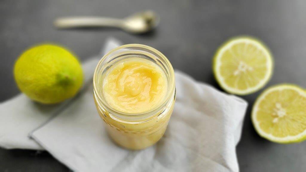 Crema de limón (lemon curd)