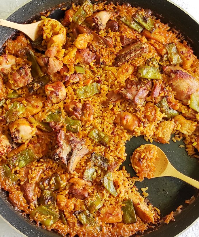 Paella valenciana al horno